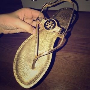 TORY BURCH SANDALS SPECIAL EDITION SIZE (10) GOLD